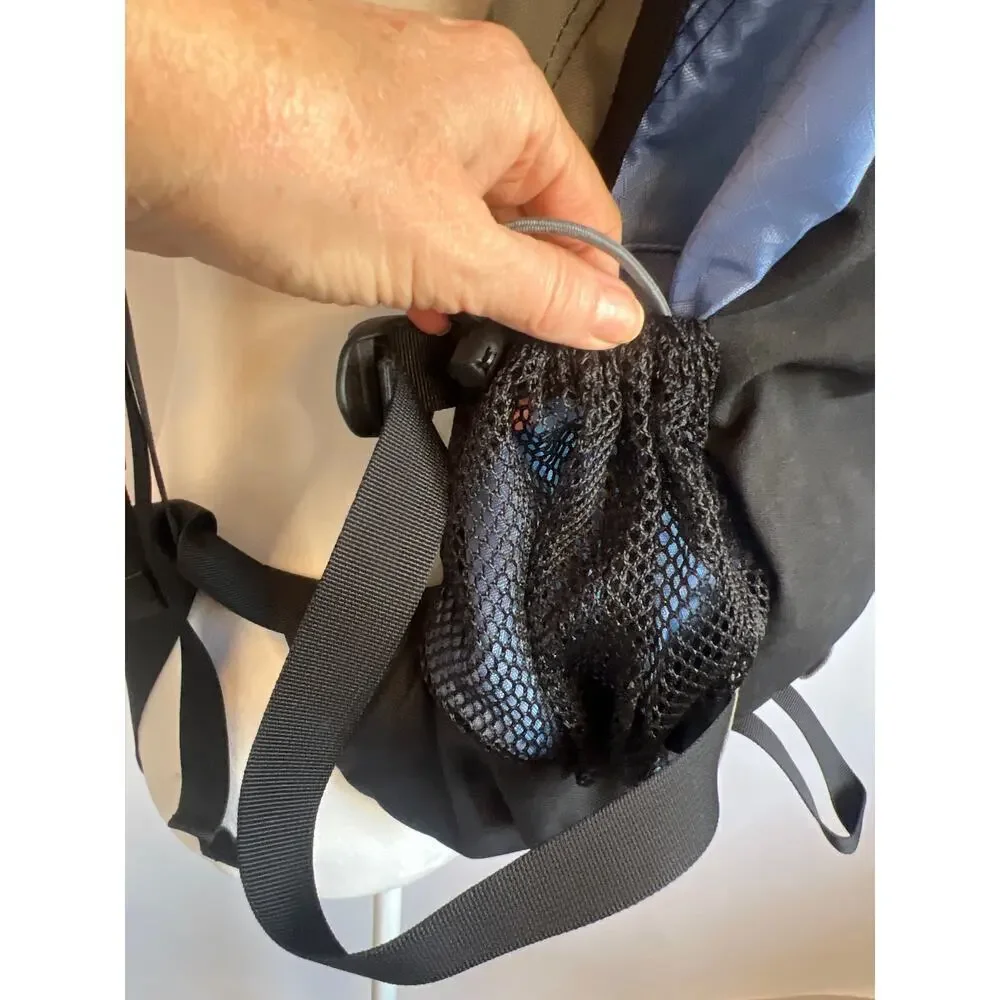 Camelbak Bagger hydration backpack Vintage Blue and Gray